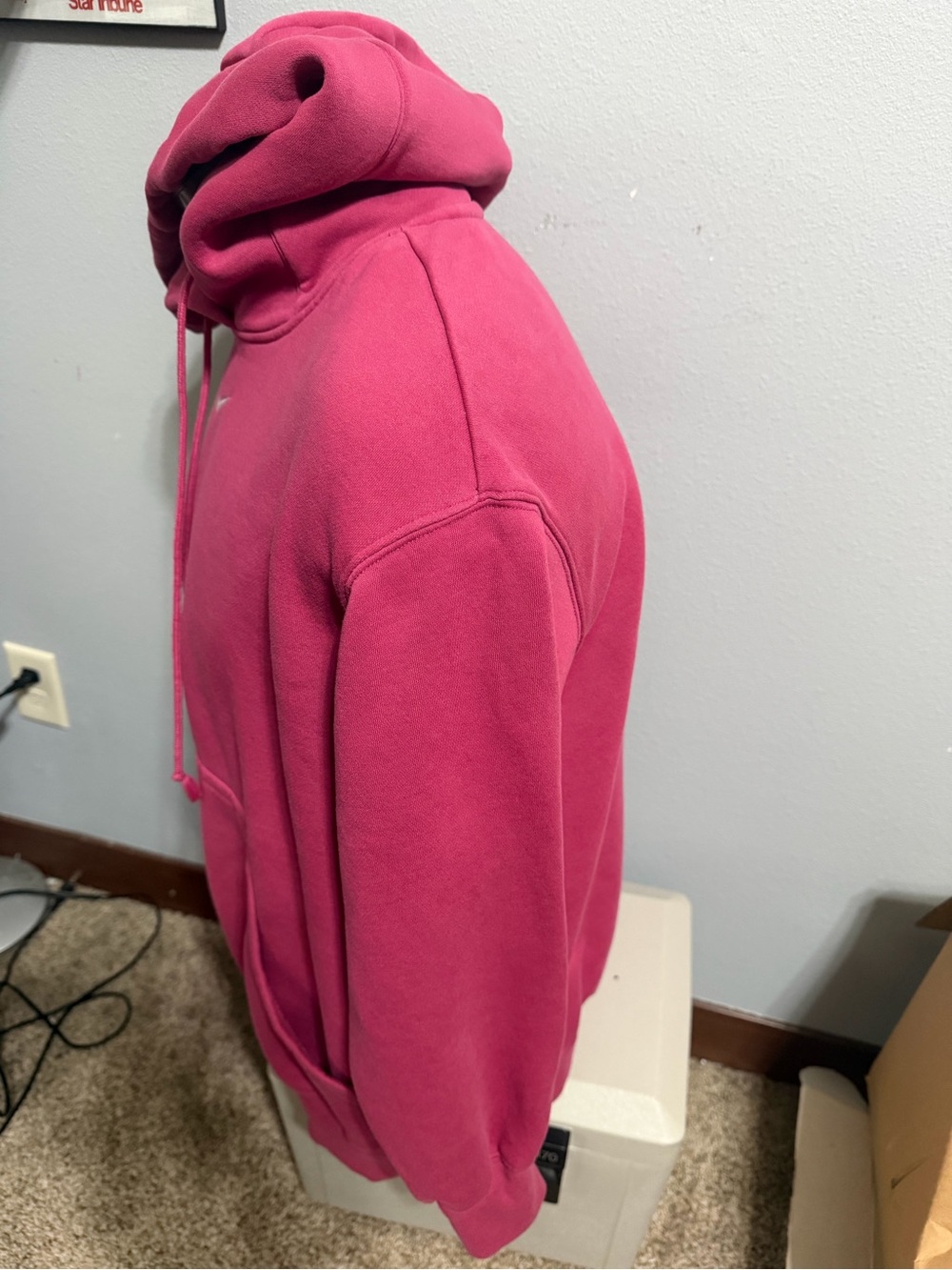 Nike Men's Maroon Pullover Hoodie Sweatshirt - Picture 2 of 5
